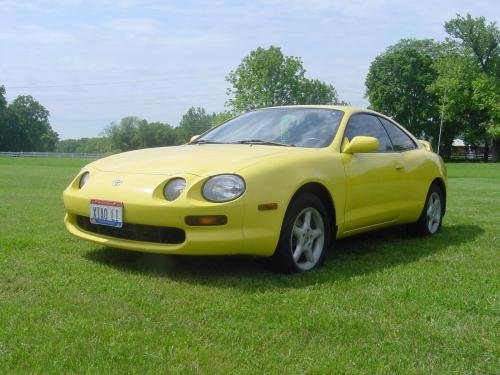 Photo of a 1994-1995 Toyota Celica in Solar Yellow (paint color code 576)