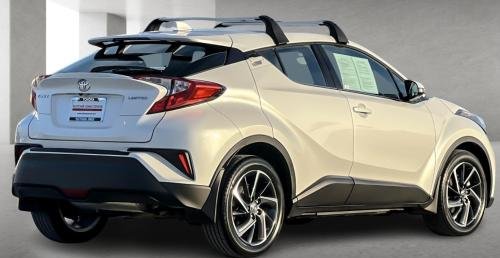 Photo of a 2022 Toyota C-HR in Wind Chill Pearl (paint color code 2VP
