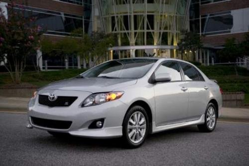 Photo of a 2009-2013 Toyota Corolla in Classic Silver Metallic (paint color code 1F7)