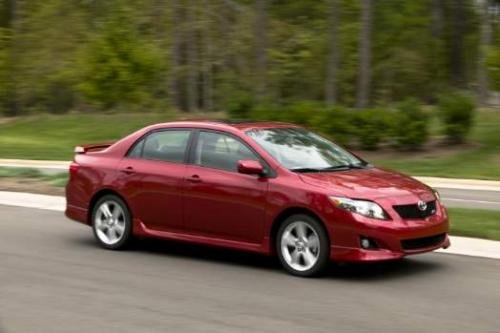 Photo of a 2009-2013 Toyota Corolla in Barcelona Red Metallic (paint color code 3R3