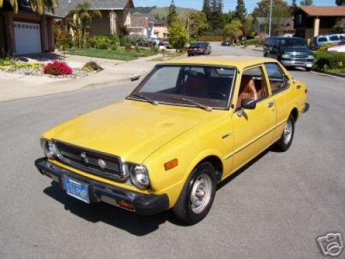 Photo of a 1975-1977 Toyota Corolla in Yellow (paint color code 539)
