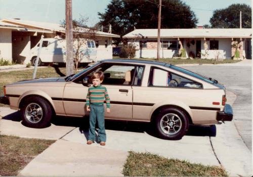 Photo of a 1981-1982 Toyota Corolla in Beige Metallic (paint color code 4A4)