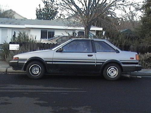 Photo of a 1984 Toyota Corolla in Silver Metallic on Black (paint color code 2M8)