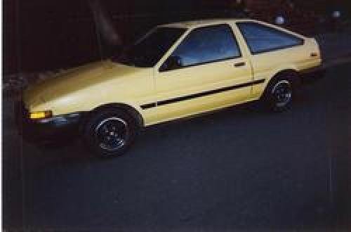 Photo of a 1984 Toyota Corolla in Yellow (paint color code 558)