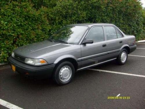 Photo of a 1990 Toyota Corolla in Gray Metallic (paint color code 29E