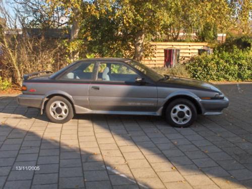 Photo of a 1988-1989 Toyota Corolla in Black Metallic on Gray Metallic (paint color code 29E)