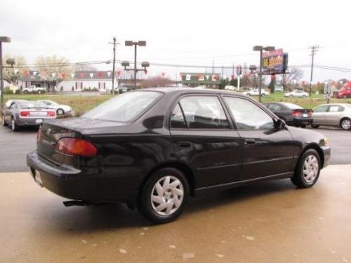 Photo of a 2000-2002 Toyota Corolla in Black Sand Pearl (paint color code 209)