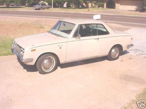 Photo of a 1966-1969 Toyota Corona in Coliseum Beige (paint color code T1123)