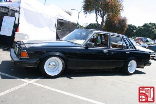 Photo of a 1983 Toyota Cressida in Gloss Black (paint color code 202