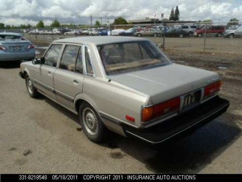 Photo of a 1984 Toyota Cressida in Light Beige Metallic (paint color code 2R2