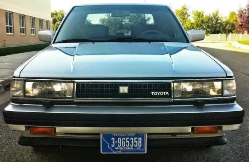 Photo of a 1987-1988 Toyota Cressida in Silver Metallic (paint color code 166)