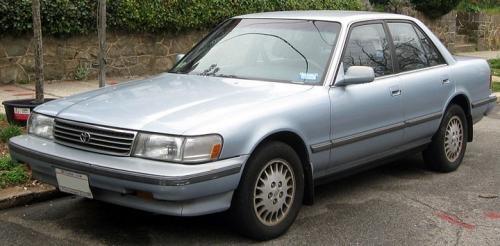 Photo of a 1991 Toyota Cressida in Ice Blue Pearl (paint color code 8G2
