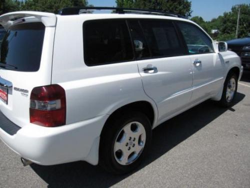 Photo Image Gallery & Touchup Paint: Toyota Highlander in Crystal White ...