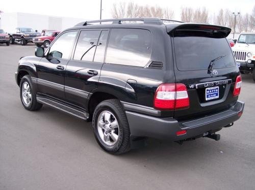 Photo of a 1998-2007 Toyota Land Cruiser in Black (paint color code 202