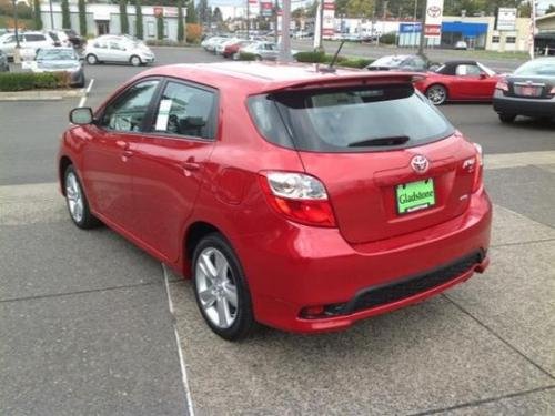 Photo of a 2013 Toyota Matrix in Barcelona Red Metallic (paint color code 3R3
