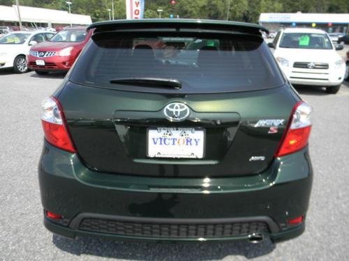 Photo of a 2011-2013 Toyota Matrix in Spruce Mica (paint color code 6V4)