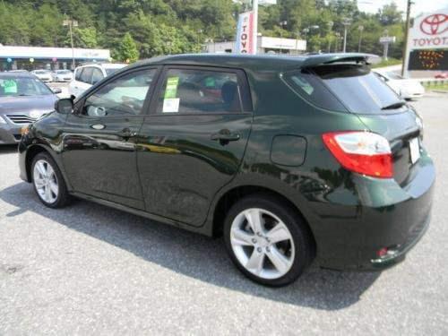 Photo of a 2011-2013 Toyota Matrix in Spruce Mica (paint color code 6V4)