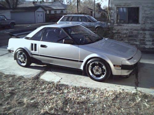 Photo of a 1985-1986 Toyota MR2 in Super Silver Metallic (paint color code 150)