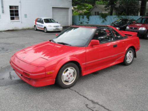 Photo Image Gallery & Touchup Paint: Toyota Mr2 in Super Red (3E5)