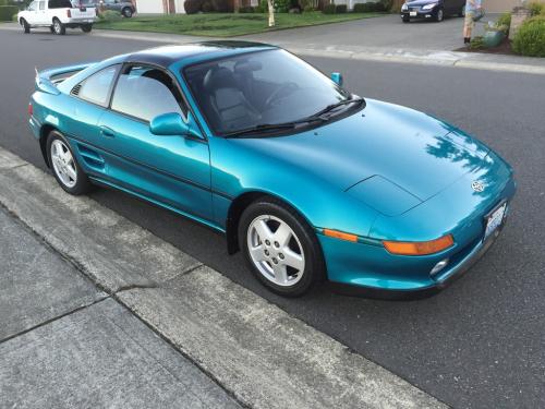 Photo Image Gallery: Toyota Mr2 in Turquoise Pearl (746)