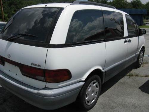 Photo of a 1991-1997 Toyota Previa in Winter White (AKA White) (paint color code 041