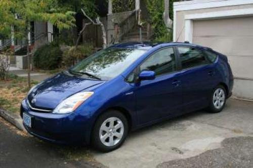 Photo of a 2008-2009 Toyota Prius in Spectra Blue Mica (paint color code 8M6
