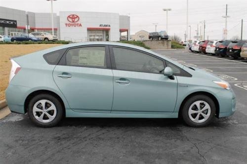 Photo of a 2012-2015 Toyota Prius in Sea Glass Pearl (paint color code 781