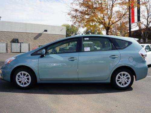 Photo of a 2013-2017 Toyota Prius v in Sea Glass Pearl (paint color code 781