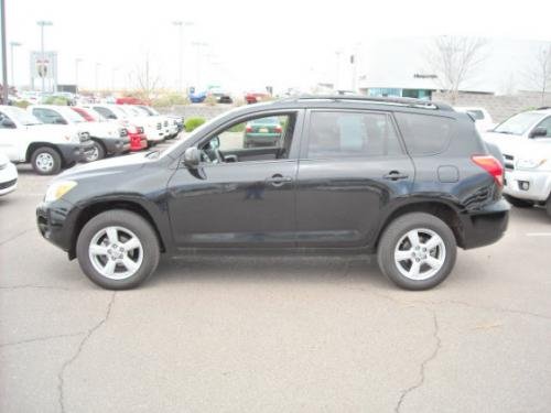 Photo of a 2006-2012 Toyota RAV4 in Black (paint color code 202