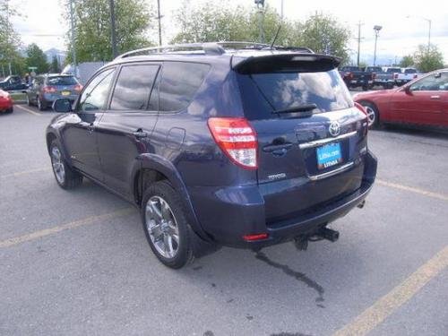 Photo of a 2009 Toyota RAV4 in Elusive Blue Metallic (paint color code 9AF)