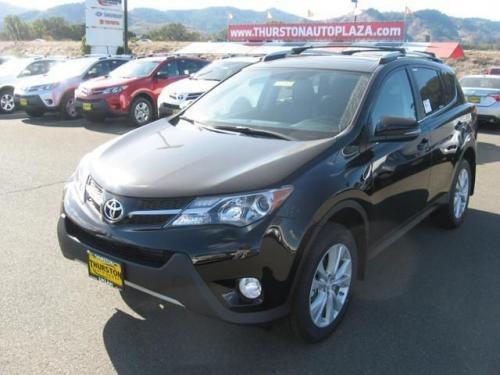 Photo of a 2013-2018 Toyota RAV4 in Black S-Code(202s:202|1D6) (paint color code 202