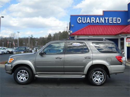 Photo of a 2003-2004 Toyota Sequoia in Phantom Gray Pearl on Warm Silver (paint color code 1E3A)