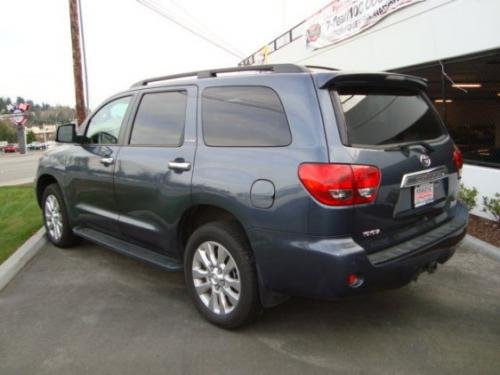 Photo of a 2008-2010 Toyota Sequoia in Slate Metallic (paint color code 1F9