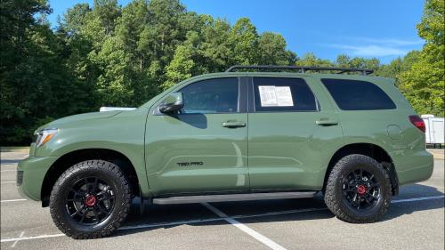 Photo of a 2020 Toyota Sequoia in Army Green (paint color code 6V7)