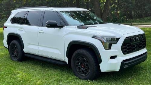 Photo of a 2023-2024 Toyota Sequoia in Ice Cap (paint color code 040)