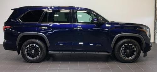 Photo of a 2023-2024 Toyota Sequoia in Blueprint (paint color code 8X8)