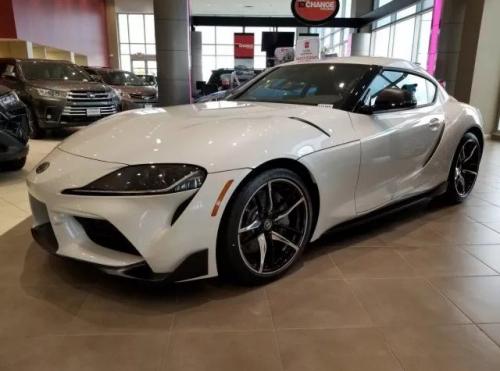 Photo of a 2020-2025 Toyota Supra in Absolute Zero (paint color code D01)