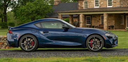 Photo of a 2020 Toyota Supra in Downshift Blue (paint color code D07)