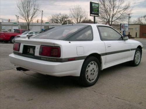 Photo of a 1986.5-1988 Toyota Supra in Super White (AKA White) (paint color code 040)