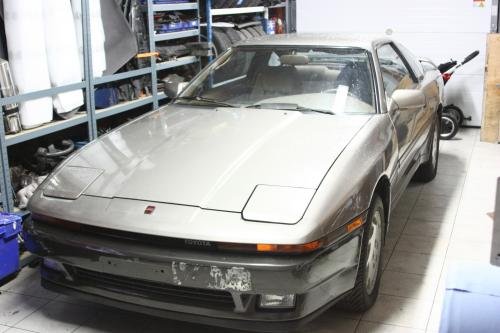 Photo of a 1986.5-1987 Toyota Supra in Beige Metallic on Brown Metallic (paint color code 27A)