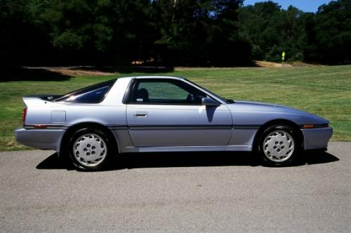 Photo Image Gallery & Touchup Paint: Toyota Supra in Ice Blue Pearl (8G2)