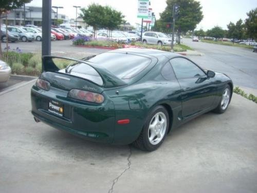 Photo of a 1998 Toyota Supra in Imperial Jade Mica (paint color code 6Q7)