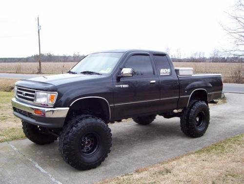 Photo of a 1998 Toyota T100 in Black (paint color code 202