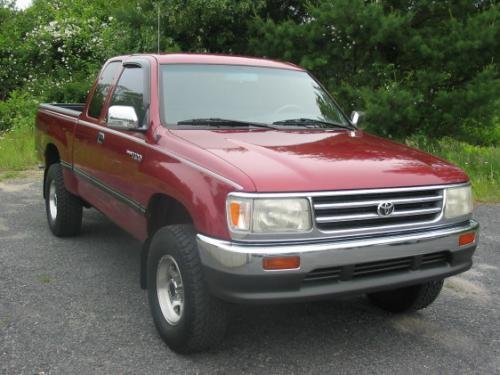 Photo of a 1996-1998 Toyota T100 in Sunfire Red Pearl (paint color code 3K4
