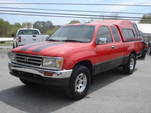 Photo of a 1998 Toyota T100 in Radiant Red (paint color code 3L5