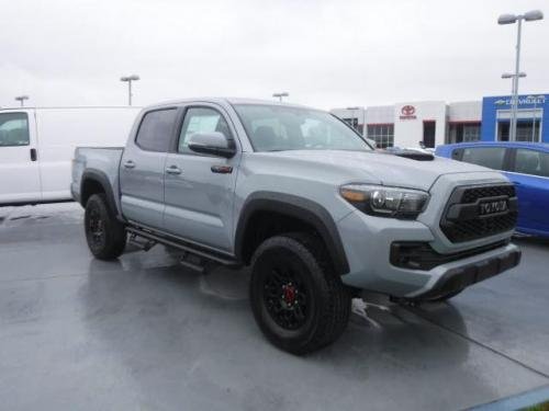 Photo of a 2017-2021 Toyota Tacoma in Cement (paint color code 1H5)