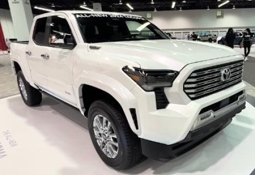 Photo of a 2024 Toyota Tacoma in Wind Chill Pearl (paint color code 089