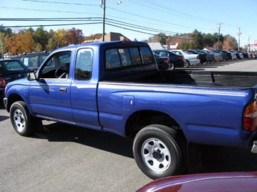 Photo of a 1997 Toyota Tacoma in Cobalt Blue Pearl (paint color code 8K6)