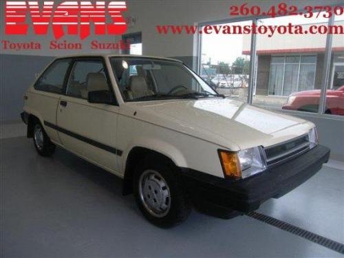 Photo of a 1985-1987 Toyota Tercel in Ivory (paint color code 4E7