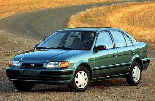 Photo of a 1995-1996 Toyota Tercel in Wild Mint Metallic (paint color code 6N8)